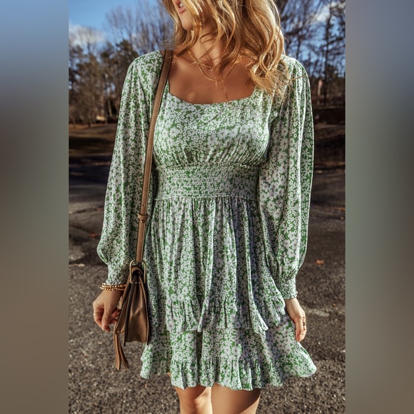 Green Floral Print Square Neck Shirred
Waist Tiered Ruffled Mini Dress Bohemian - Picture 11 of 12
